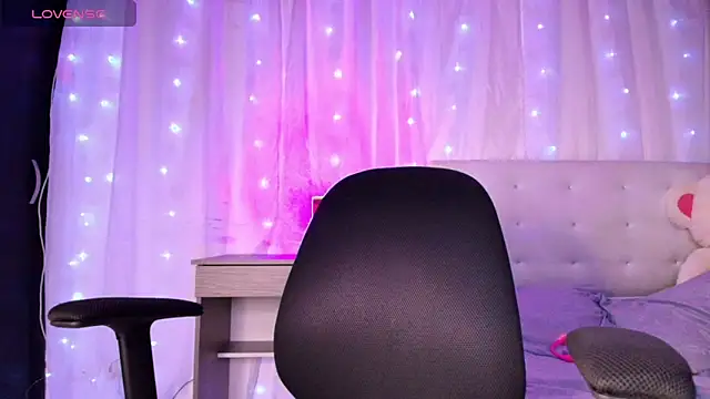 ivonjoness online show from 04/08/26, 03:28