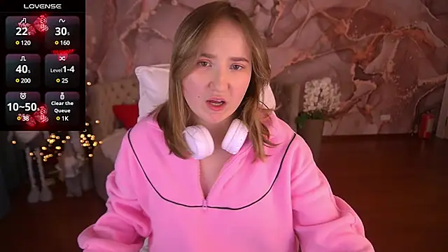 LolaBloomm online show from 01/18/25, 09:02