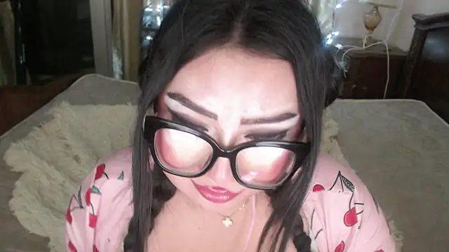 cutie sakura online show from 03/09/25, 05:17