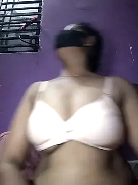 Snapshot of Koyel-Sen chatting on 03/20/25, 04:09 Koyel-Sen online show from 03/20/25, 04:09