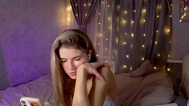 victoriavandam online show from 12/07/24, 11:01