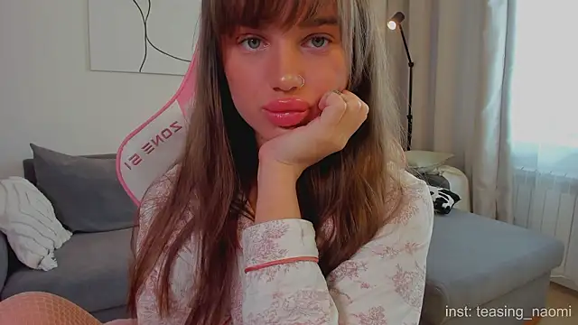 aesthetics  tease online show from 03/17/26, 04:50