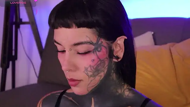 Snapshot of FairyFlexxxx chatting on 02/02/26, 09:46 FairyFlexxxx online show from 02/02/26, 09:46