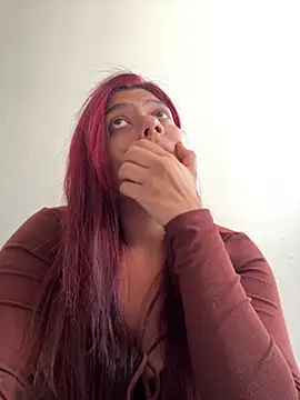 Snapshot of Aprilsmith2 chatting on 12/08/24, 04:18 Aprilsmith2 online show from 12/08/24, 04:18