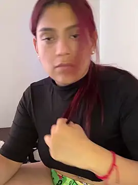 Snapshot of Aprilsmith2 chatting on 01/06/25, 04:13 Aprilsmith2 online show from 01/06/25, 04:13