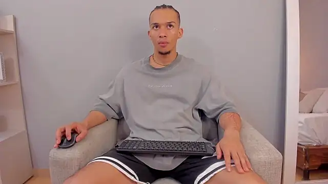 Snapshot of Dominick_star chatting on 11/08/25, 03:50 Dominick star online show from 11/08/25, 03:50