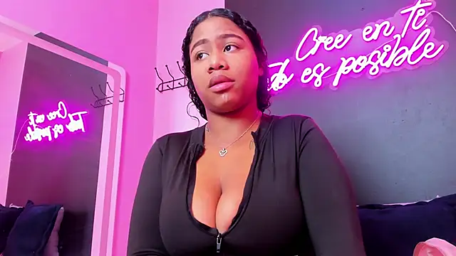 Sofi Fox  online show from 03/04/25, 01:17