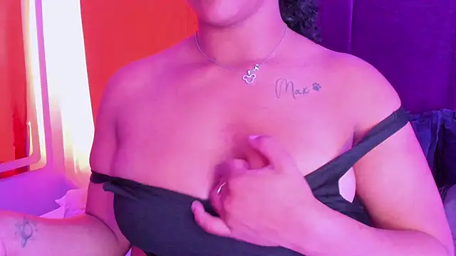 Sofi Fox  online show from 05/20/26, 03:13