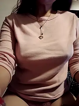 KITTEN-10 online show from 10/13/25, 03:28