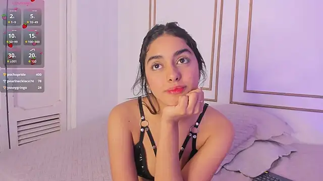 Snapshot of natalia_aguirre1 chatting on 03/16/25, 03:50 natalia aguirre1 online show from 03/16/25, 03:50