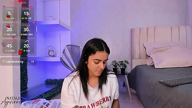 Snapshot of natalia_aguirre1 chatting on 10/17/25, 12:30 natalia aguirre1 online show from 10/17/25, 12:30