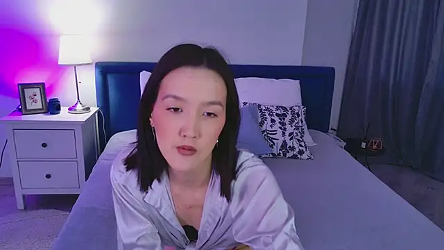 CarrieAmber online show from 04/10/26, 02:33