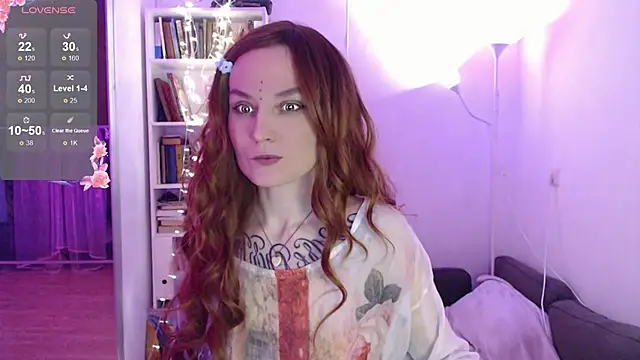 mischellemeow13 online show from 02/12/25, 10:26