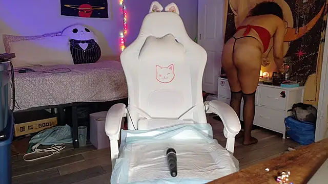 loveluna8 online show from 02/24/25, 09:20