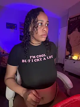 loveluna8 online show from 02/27/25, 10:26