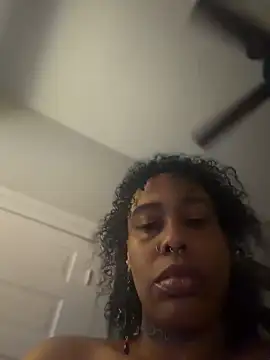 loveluna8 online show from 04/19/26, 12:26