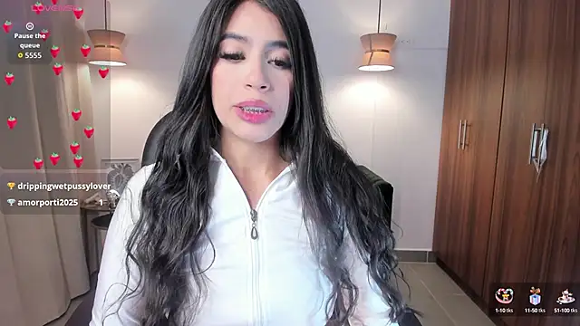 sarita evanss online show from 09/26/25, 03:32