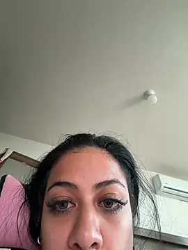 Snapshot of alexavenezia chatting on 02/08/26, 12:36 alexavenezia online show from 02/08/26, 12:36