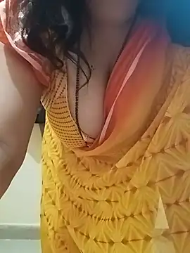 MONA DARLING31 online show from 07/23/26, 05:49