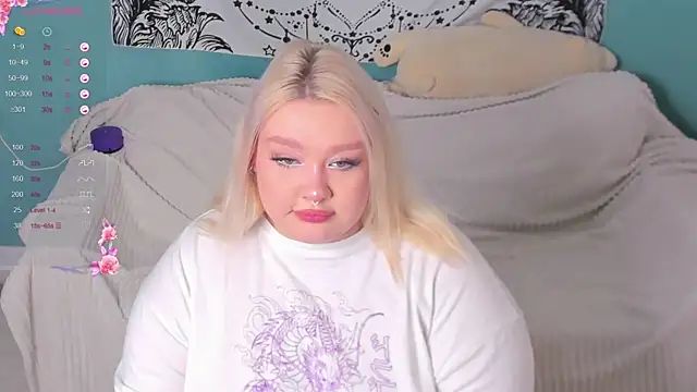 LilyBelll online show from 12/27/24, 01:43