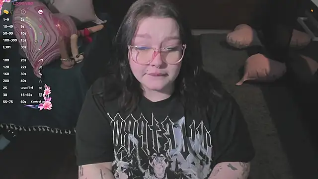 LilyBelll online show from 02/14/26, 10:06