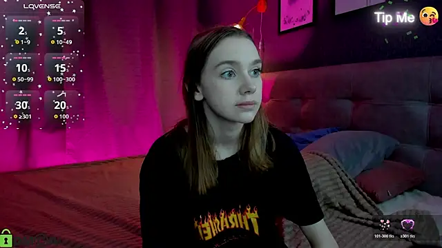 Lesi Moonie01 online show from 02/18/26, 09:38