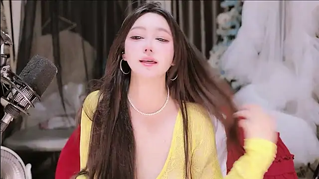 Snapshot of Missy_Nana21 chatting on 05/03/26, 04:13 Missy Nana21 online show from 05/03/26, 04:13