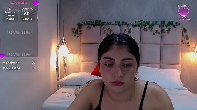 Snapshot of Alaya_cute chatting on 12/11/24, 07:53 Alaya cute online show from 12/11/24, 07:53