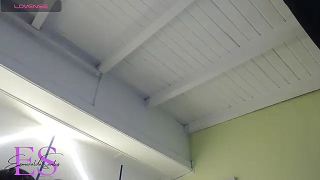 Snapshot of EsmeraldaSantoss chatting on 12/22/24, 12:49 EsmeraldaSantoss online show from 12/22/24, 12:49