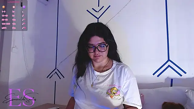 Snapshot of EsmeraldaSantoss chatting on 01/03/25, 12:41 EsmeraldaSantoss online show from 01/03/25, 12:41