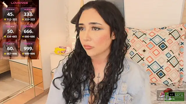 Megansttein  online show from 10/10/25, 07:57