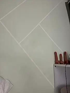 adahara19 online show from 02/27/25, 12:43