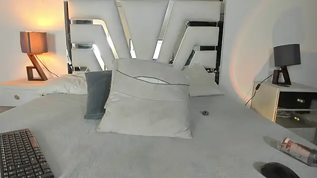 Snapshot of kimberlyycox chatting on 01/22/25, 01:10 kimberlyycox online show from 01/22/25, 01:10