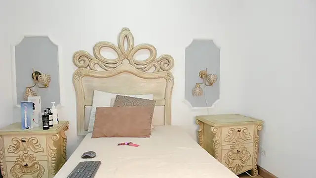 Snapshot of _chloe_adams chatting on 11/21/25, 11:31 chloe adams online show from 11/21/25, 11:31