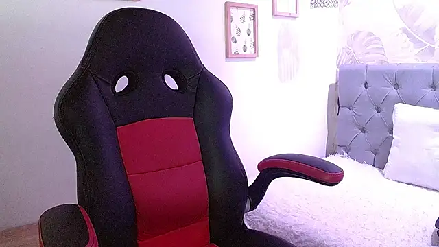 violletha online show from 02/04/25, 12:22