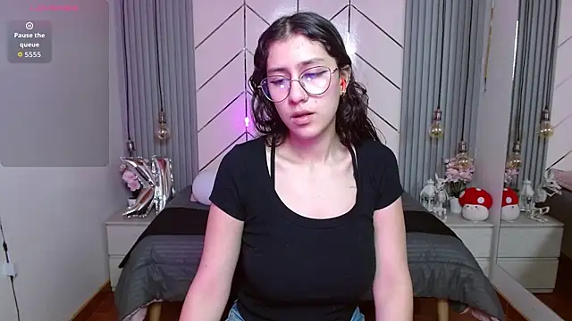 Lita Rogers online show from 11/12/25, 07:57