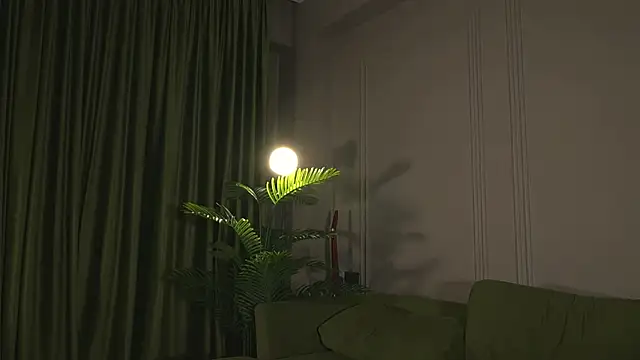 EnchantedIvy online show from 06/17/26, 07:37