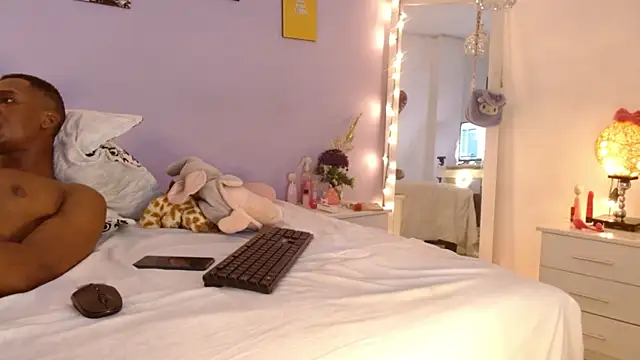 Snapshot of Kimandyuk chatting on 01/29/25, 10:32 Kimandyuk online show from 01/29/25, 10:32