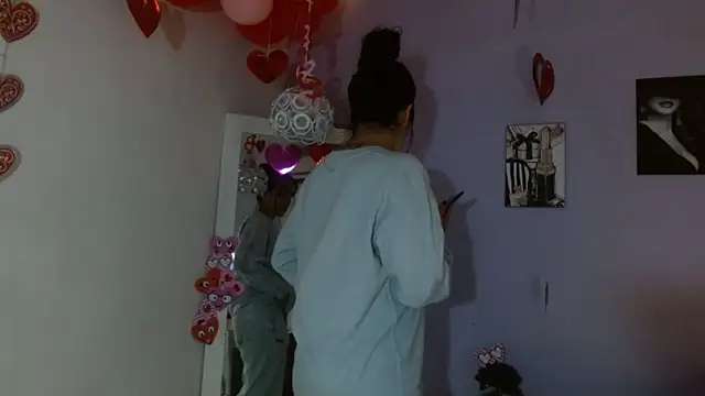 Snapshot of Kimandyuk chatting on 02/15/25, 08:33 Kimandyuk online show from 02/15/25, 08:33