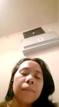 Snapshot of doggiepossession chatting on 02/14/25, 02:23 doggiepossession online show from 02/14/25, 02:23