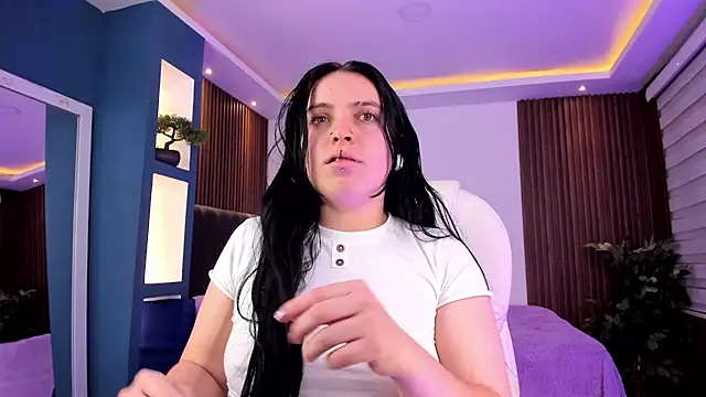 Snapshot of Lucy_Smith2 chatting on 01/29/25, 07:15 Lucy Smith2 online show from 01/29/25, 07:15