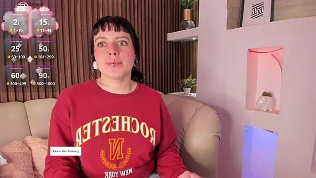 Snapshot of Lucy_Smith2 chatting on 09/15/25, 07:36 Lucy Smith2 online show from 09/15/25, 07:36