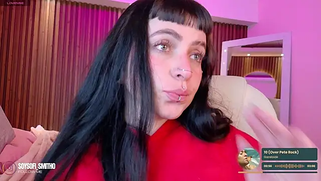 Lucy Smith2 online show from 11/22/25, 04:22