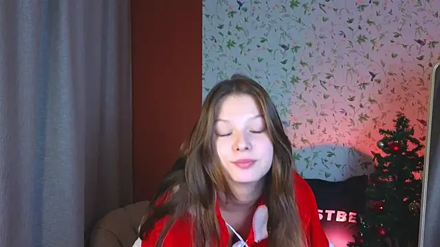 Snapshot of _Katie_Dierse chatting on 12/26/24, 01:32 Katie Dierse online show from 12/26/24, 01:32