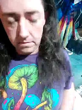 Boo-boo kittyfux online show from 10/18/25, 05:43