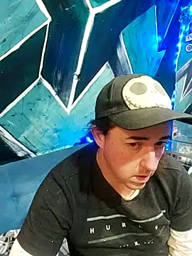 Boo-boo kittyfux online show from 10/26/25, 12:27