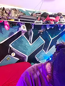 Boo-boo kittyfux online show from 10/27/25, 03:38