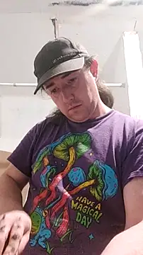 Boo-boo kittyfux online show from 11/20/25, 11:15