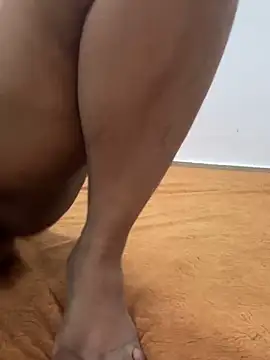 sissarahotty online show from 02/02/25, 08:19