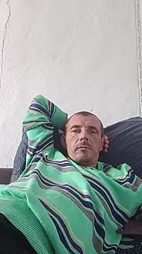 Snapshot of MachoXRallph chatting on 10/28/25, 10:08 MachoXRallph online show from 10/28/25, 10:08